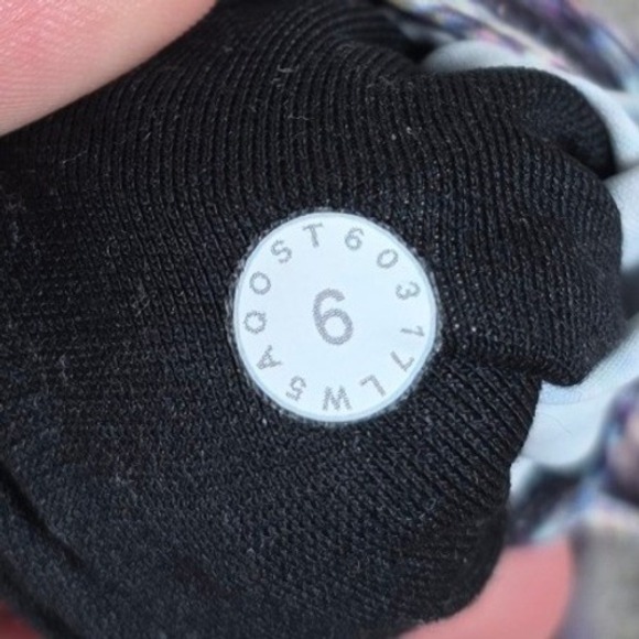 Lululemon Wunder Under Hi-Rise Tight Nulux Size 6 Polychromatic - Picture 6 of 8